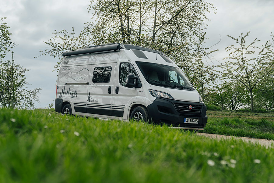 Bürstner Campeo Black Forest C600, une finition très nature