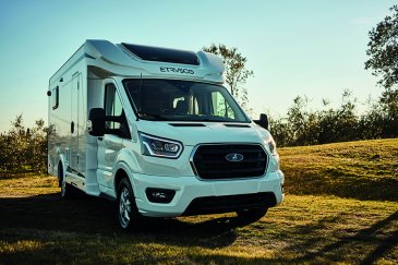 Etrusco T6.9SF, un nouveau profilé qui fait le pari du moteur Ford